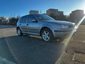 Volkswagen Golf 4 1.9 TDi - 2