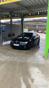 BMW e92 325 xi - 2