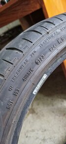 Pirelli P Zero 225/40 R18 - 2