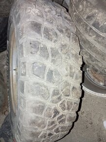 225/75 R16 s diskami 6x139,7r16 - 2