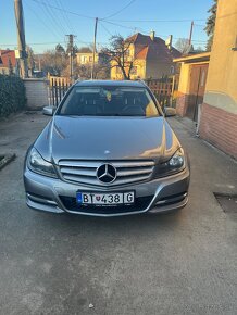 Predám Mercedes Benz ACKOMBI 2013 C220CDI - 2