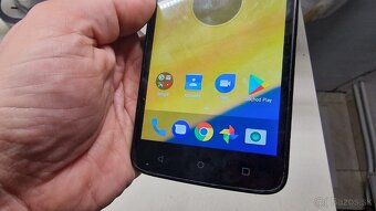 Motorola Moto C Plus - 2