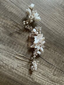 Svadobná ozdoba do vlasov kvetinová - 2