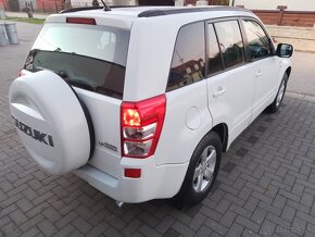 Suzuki Grand Vitara 1.9 DDiS 4x4 - 2