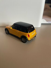 Model Mini Cooper - 2