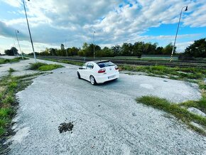 SEAT Leon Cupra - 2