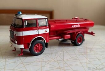 ŠKODA 706 RTH HASIČI 1:43 DeaGostini premium - 2