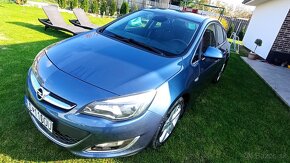 Opel Astra J - 2