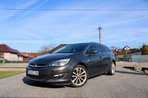 Opel Astra Sport Tourer LPG+Benzín, manuál - 2