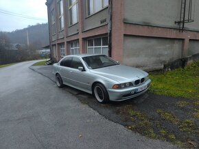 Predám BMW e39 523i - 2