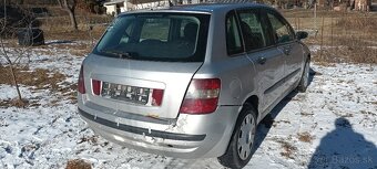 Fiat Stilo na náhradné diely. - 2