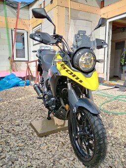 Suzuki V-strom DL250 - 2