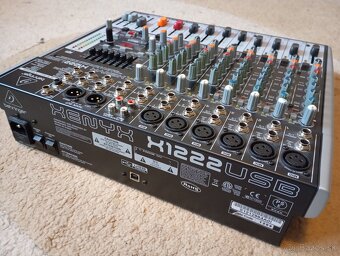 Behringer Xenyx X1222USB - 2