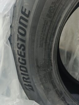 Predám BRIDGESTONE Turanza  215/65/R16 - 2