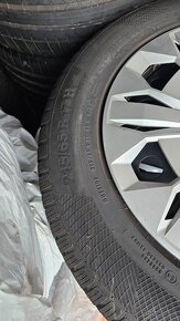 Predam zimne komplety 215/65 r17 - 2