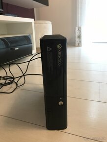 Xbox 360 250GB - 2