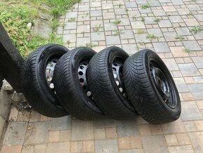 Plechové disky a pneumatiky 205/55 R16 - 2