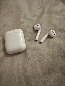 Predám iPhone13 128GB Blue + Airpods 2 + 10 obalov + Sklo - 2