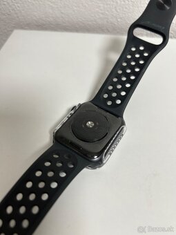 Apple Watch SE 40 mm - 2