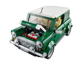 LEGO Creator 10242 Mini Cooper, 10252 Wolkswagen Beetle - 2