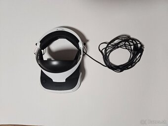 PS4 VR headset + hry - 2