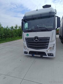 Mercedes-Benz Actros + náves Schmitz Cargobull MEGA 2019 - 2