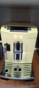 Kávovar Delonghi - 2