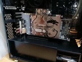 Nvidia GTX 1080 MSI Seahawk EK X - 2