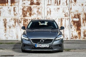 Volvo V40 CC D3 2.0L 110kw Cross Country A/T - 2