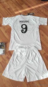 Nový detský dres Real Madrid - Mbappe - 2