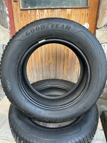 225/65R17 zimné Good Year - 2