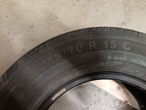 Pneumatiky na dodávku 215/70 R15 C - 2