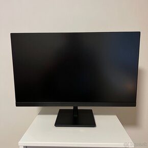 Monitor HP V24i G5 24" - ako nový - 2