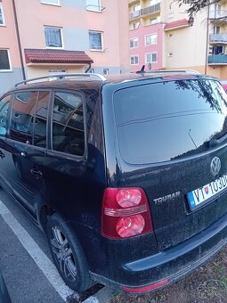 Volkswagen Touran 2,0TDI,103kw Highline - 2