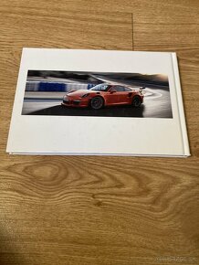 Katalog Porsche 911 GT3 RS - 2