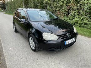 VW Golf 5 - 2