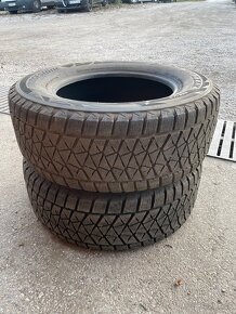 285/60 r18 pneu - 2