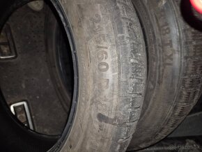 215/60 R18 - 2