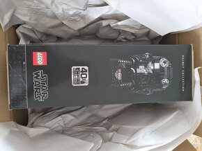 LEGO (75274) Pilot stíhačky a prilba Darth Vader - 2