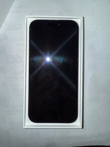 Predám IPhone 15 pro za 710€ - 2