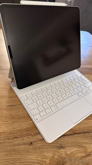 Apple Magic Keyboard pro 12.9” - 2