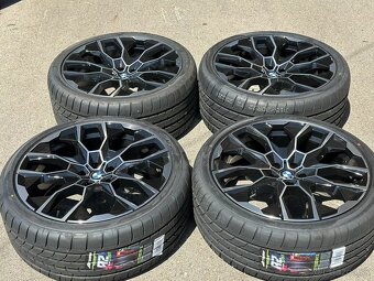 BMW X7 - 22" M Alu disky Double-spoke 913 Bicolor - 2