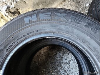 Predám letné pneumatiky 2ks Nexen 215/70R16 - 2