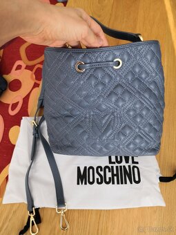 Modra kabelka Love moschino - 2