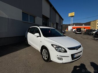 Hyundai i30 CW 1.6 CRDi 85kw manual - 2