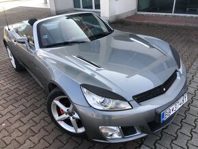 Opel gt 2.0 turbo 194 kw - 2