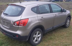 Rozpredám Nissan Qashqai 1.6 benzín 86kw 2008 - 2