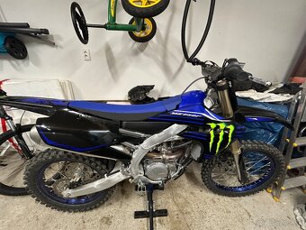 Yamaha yzf 250 2023 Monster edition - 2