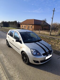 Ford Fiesta automat - 2