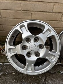 6x139,7 R16 disky Mitsubishi Pajero - 2